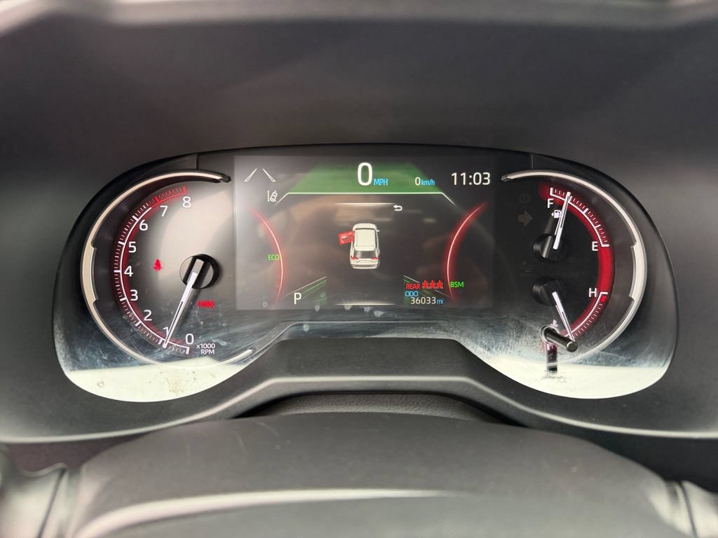 Used 2025 Toyota RAV4 XLE AWD/4WD image 26