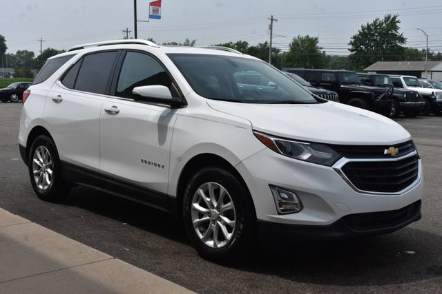 Used 2018 Chevrolet Equinox LT w/ Sun & Infotainment Package FWD image 12