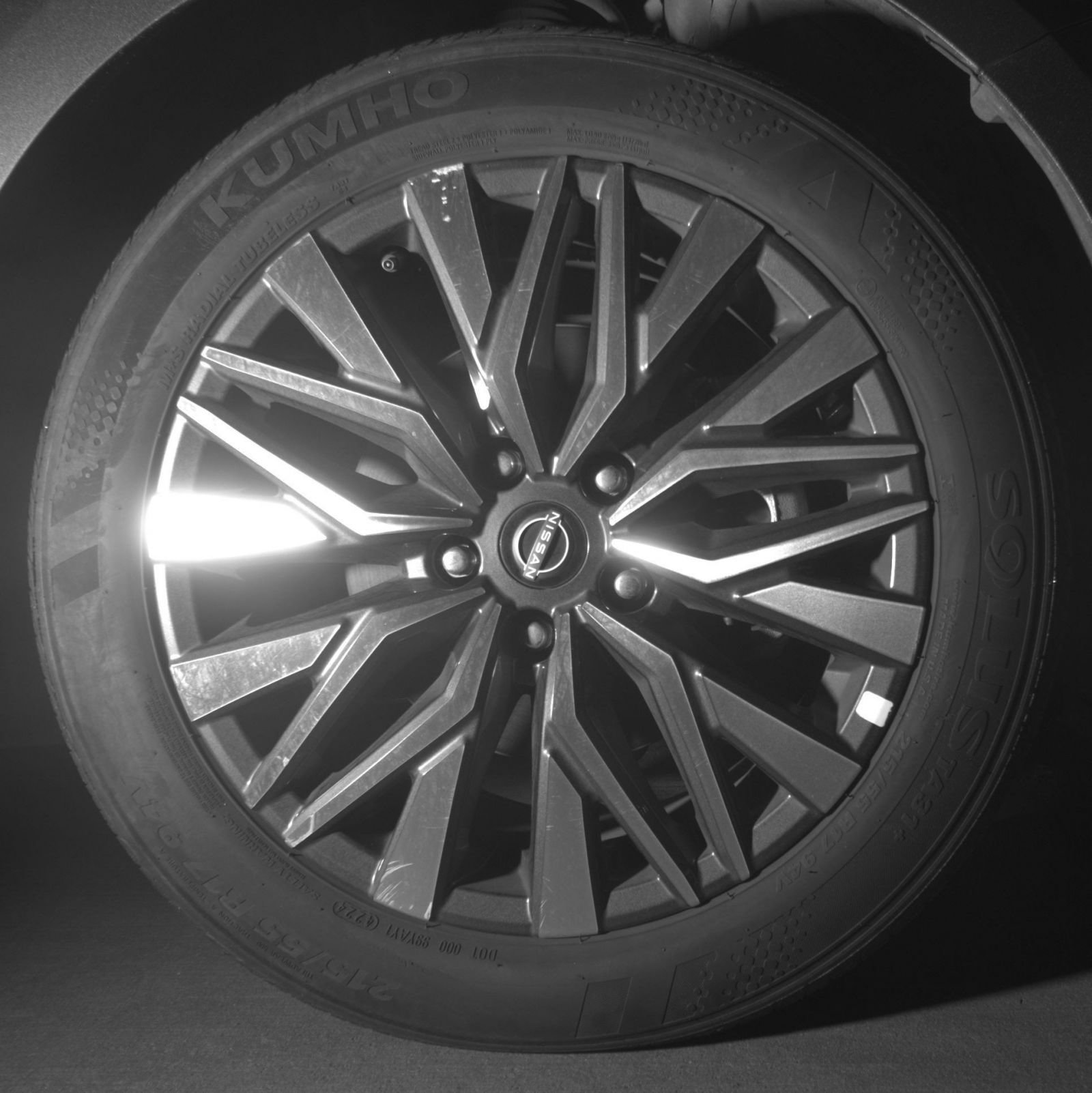 Used 2025 Nissan Altima 2.5 SV FWD image 16