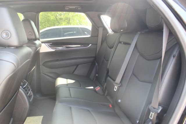Used 2021 Cadillac XT5 Premium Luxury FWD image 32