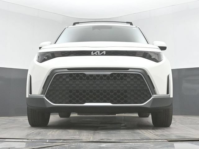 Used 2024 Kia Soul LX w/ Option Group 015 FWD image 40