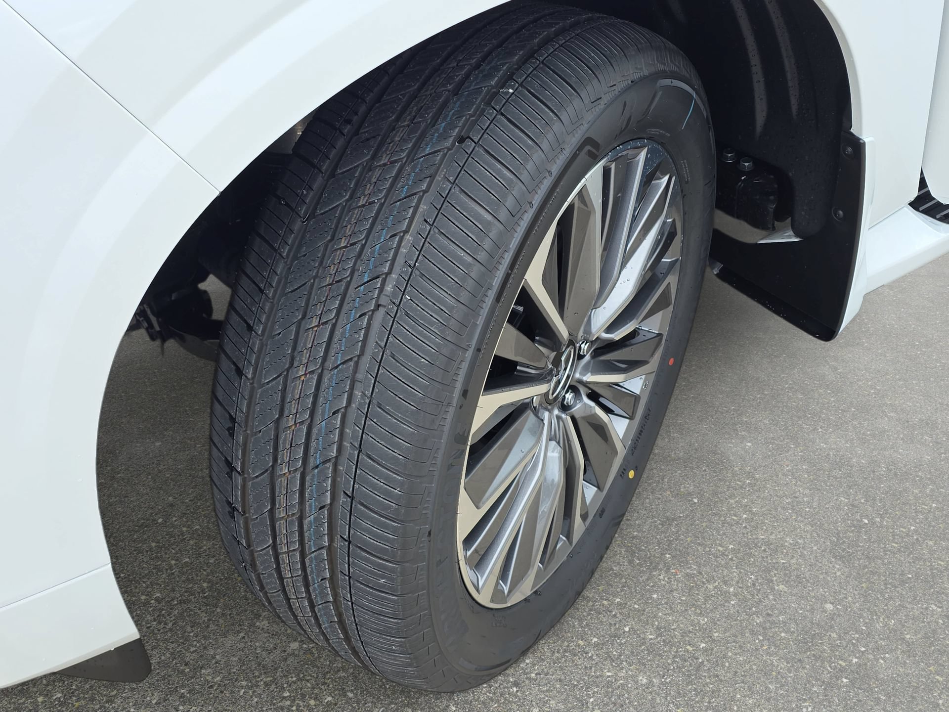 New 2026 INFINITI QX80 Luxe w/ Cargo Package RWD image 31