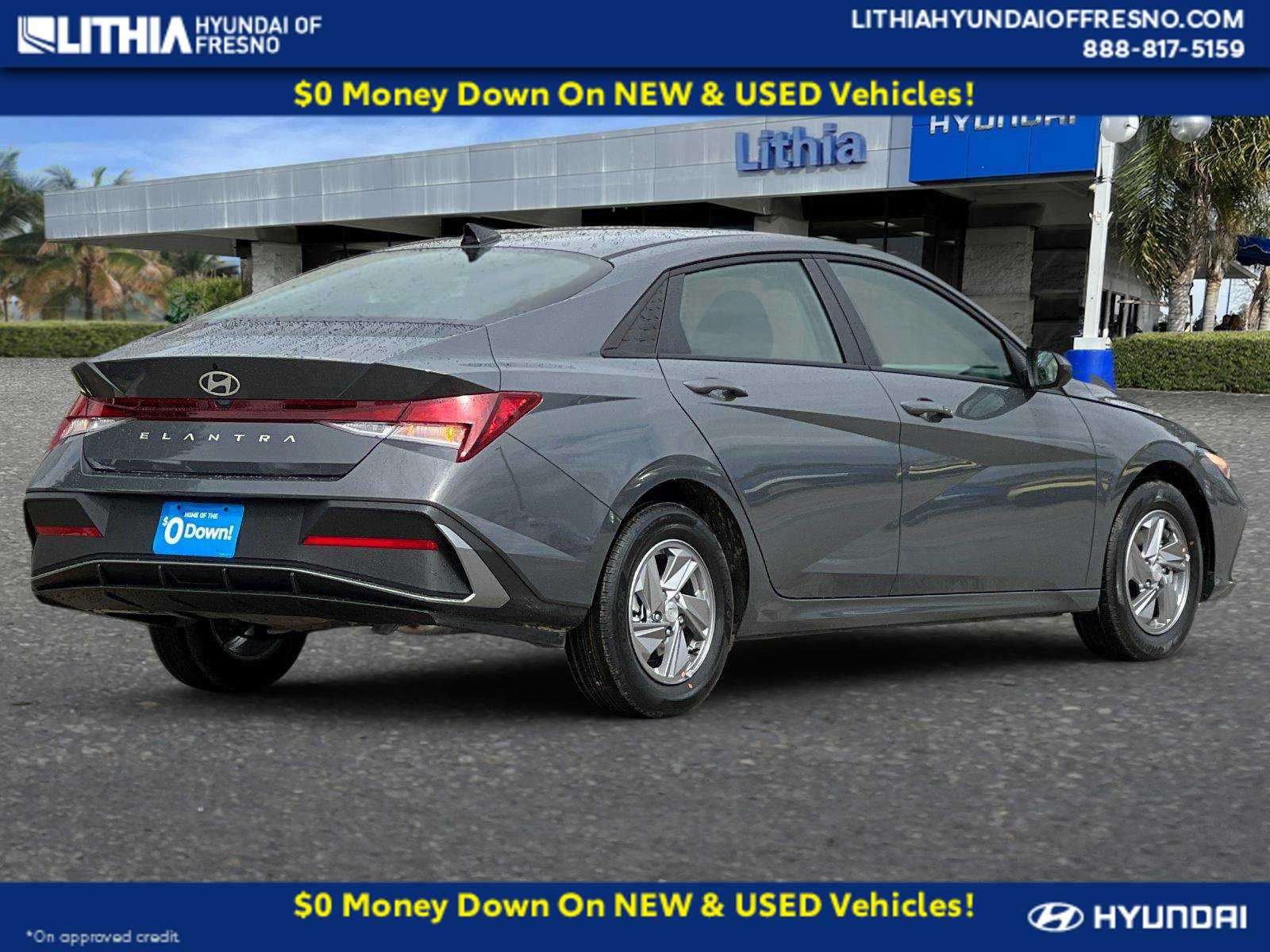 New 2025 Hyundai Elantra SE FWD image 2