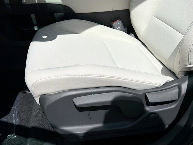 New 2026 Hyundai Santa Fe SE image 19