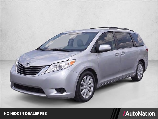 Used 2013 Toyota Sienna LE AWD/4WD video 1