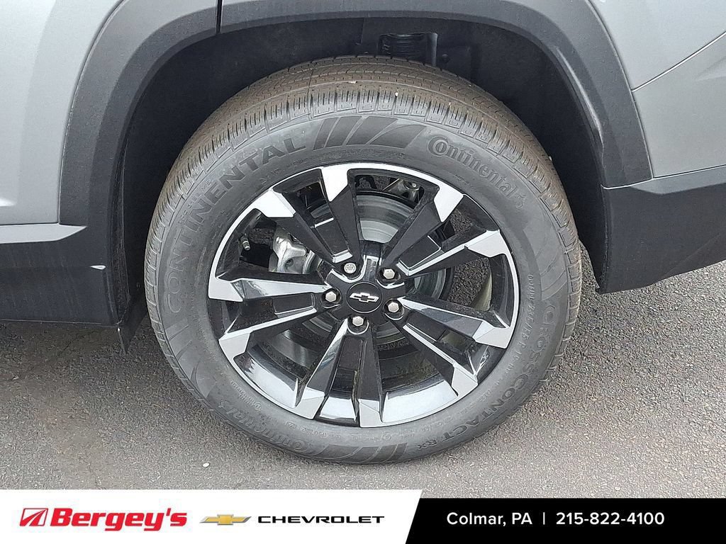 New 2026 Chevrolet Equinox RS w/ Safety and Technology Package FWD image 5