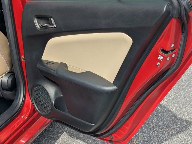 Used 2022 Toyota Prius LE image 15
