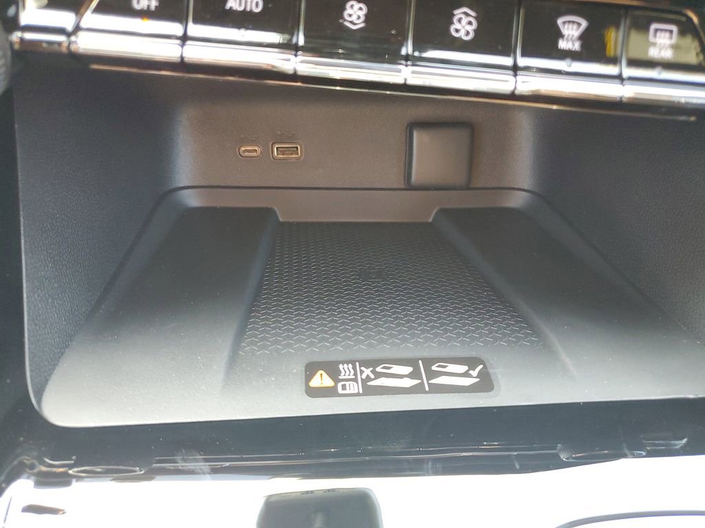 New 2026 Chevrolet Traverse Z71 w/ Enhanced Driving Package image 29