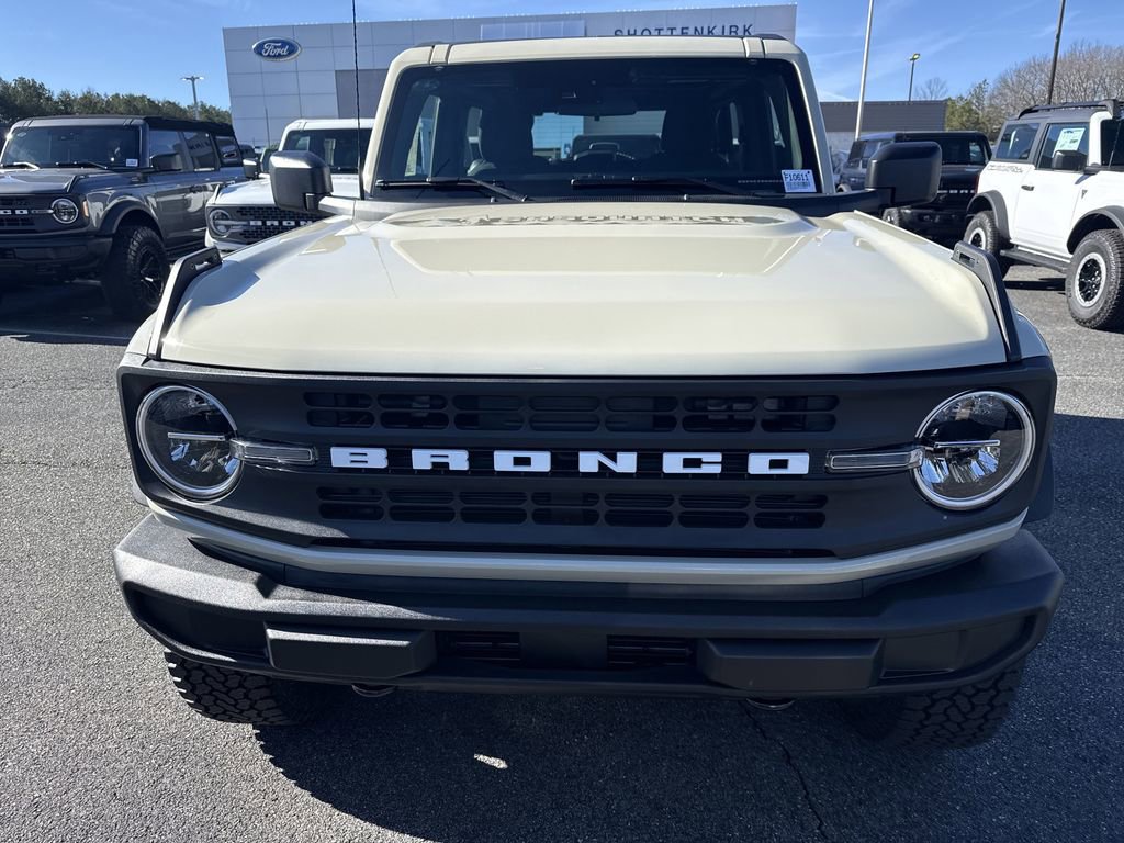 New 2025 Ford Bronco 2-Door w/ Sasquatch Package image 2
