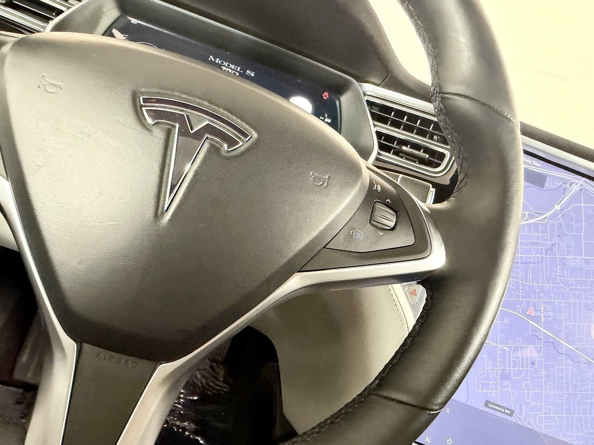 Used 2016 Tesla Model S 70D AWD/4WD image 52