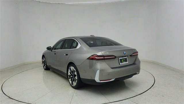Used 2025 BMW i5 xDrive40 image 72