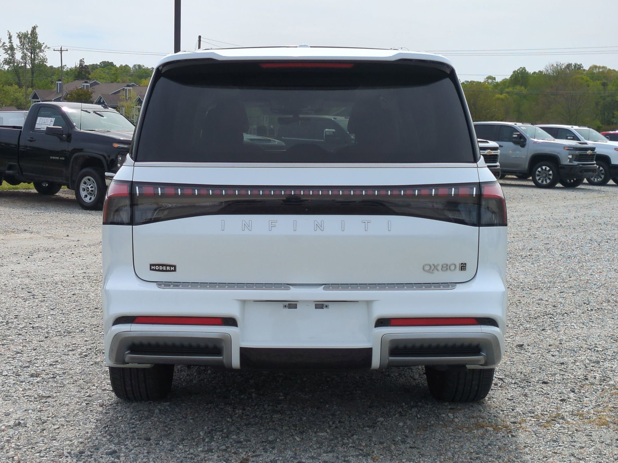 Used 2026 INFINITI QX80 Luxe image 8