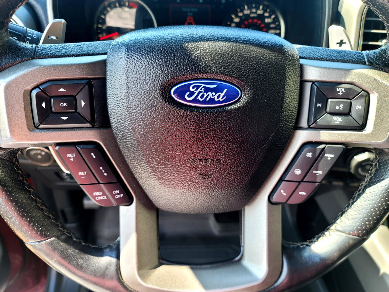 Used 2018 Ford F150 Raptor w/ Equipment Group 802A Luxury image 13