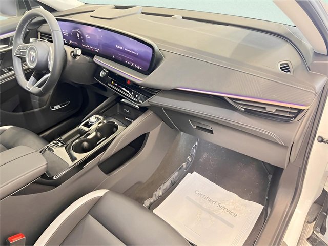Used 2025 Buick Envision Sport Touring image 11