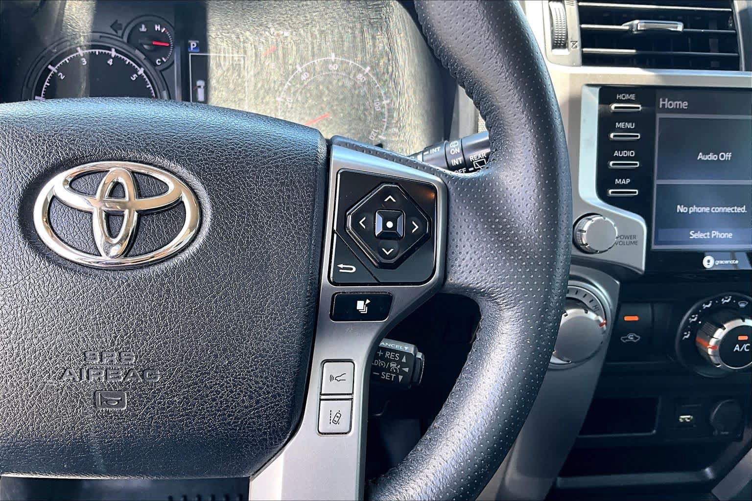 Used 2022 Toyota 4Runner SR5 RWD image 23