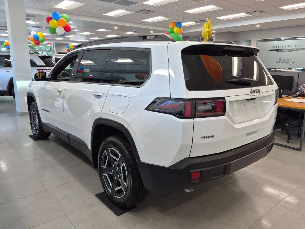 New 2026 Jeep Cherokee Laredo AWD/4WD image 5