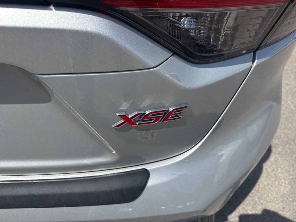 Used 2020 Toyota Corolla XSE FWD image 6