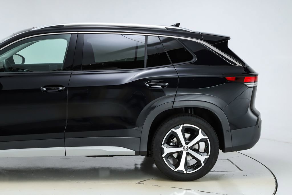 New 2026 Volkswagen Tiguan SE image 4