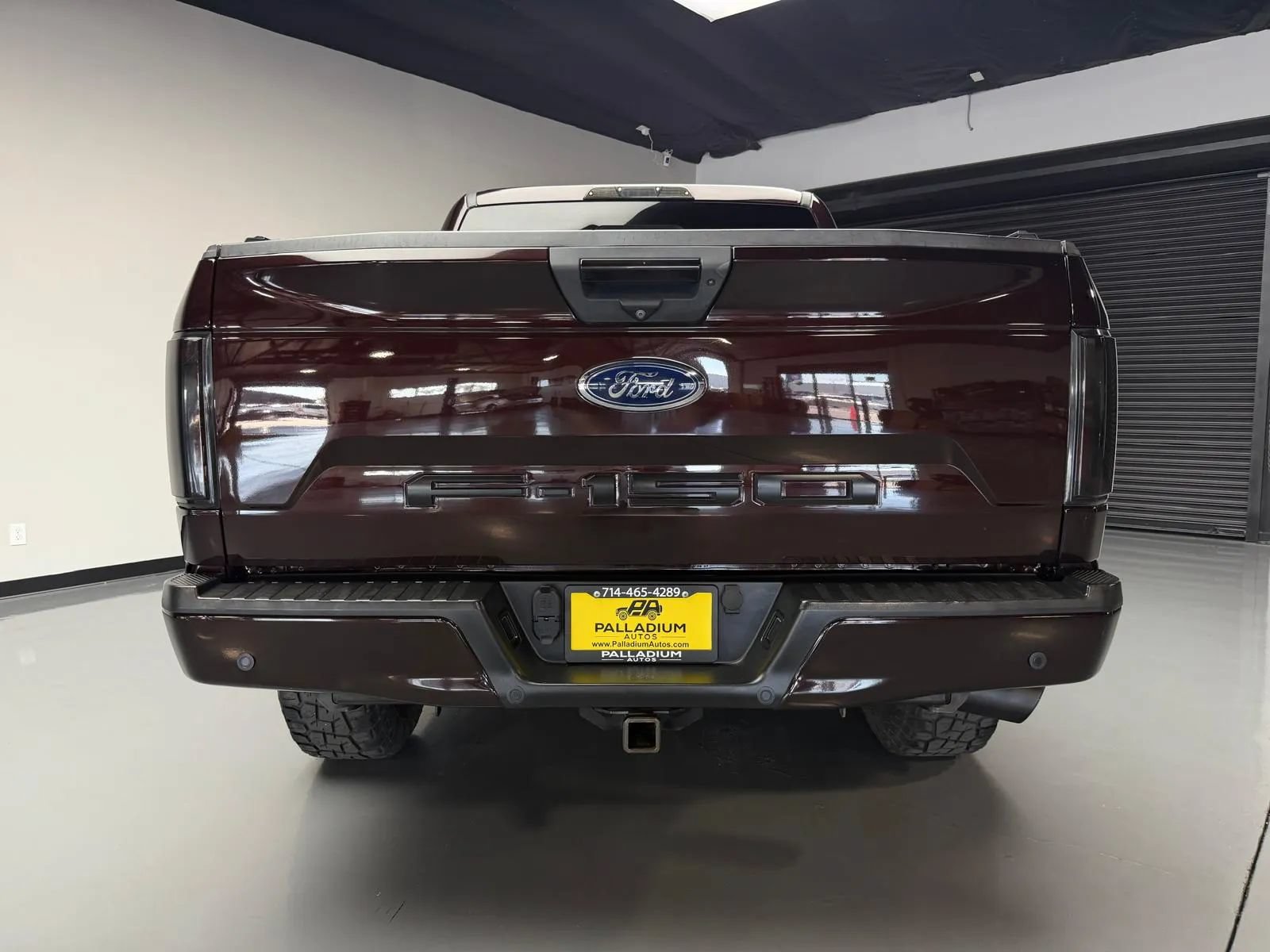 Used 2018 Ford F150 XLT w/ Equipment Group 302A Luxury AWD/4WD image 5