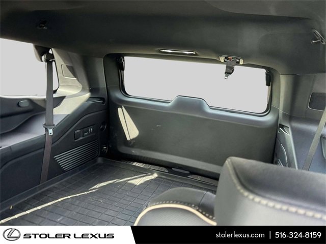 Used 2025 Chevrolet Tahoe Premier image 13