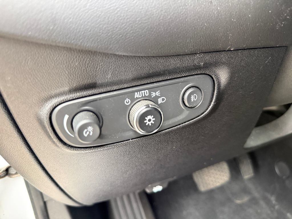 Used 2019 Chevrolet Equinox Premier AWD/4WD image 17