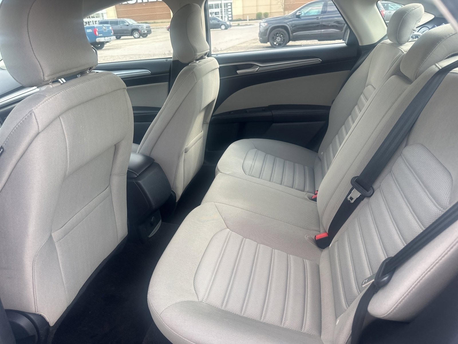 Used 2019 Ford Fusion S image 4