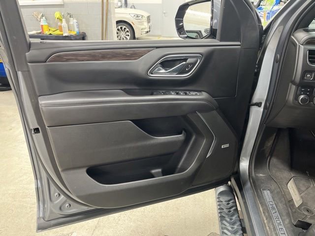 Used 2021 Chevrolet Tahoe Z71 w/ Z71 Signature Package AWD/4WD image 20
