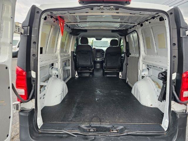 Used 2016 Mercedes-Benz Metris image 30
