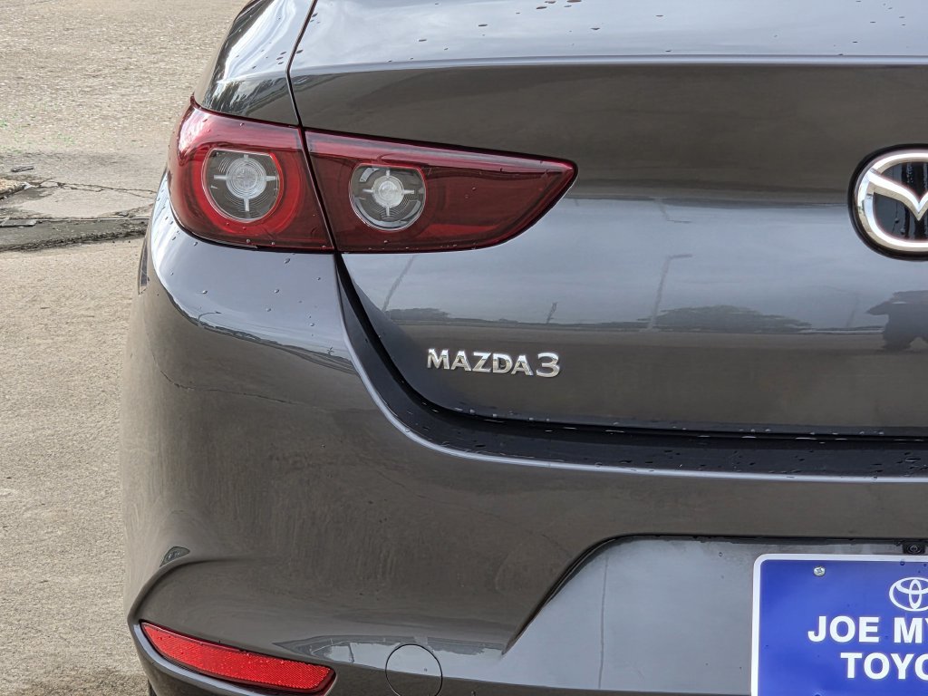 Used 2025 MAZDA MAZDA3 s FWD image 10