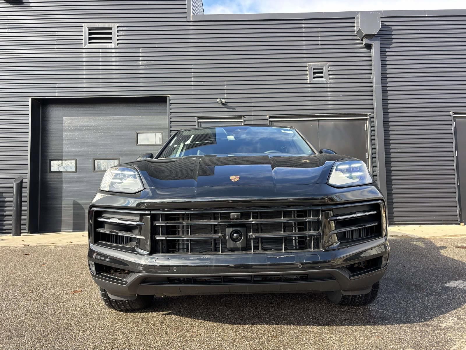 New 2026 Porsche Cayenne Coupe image 13