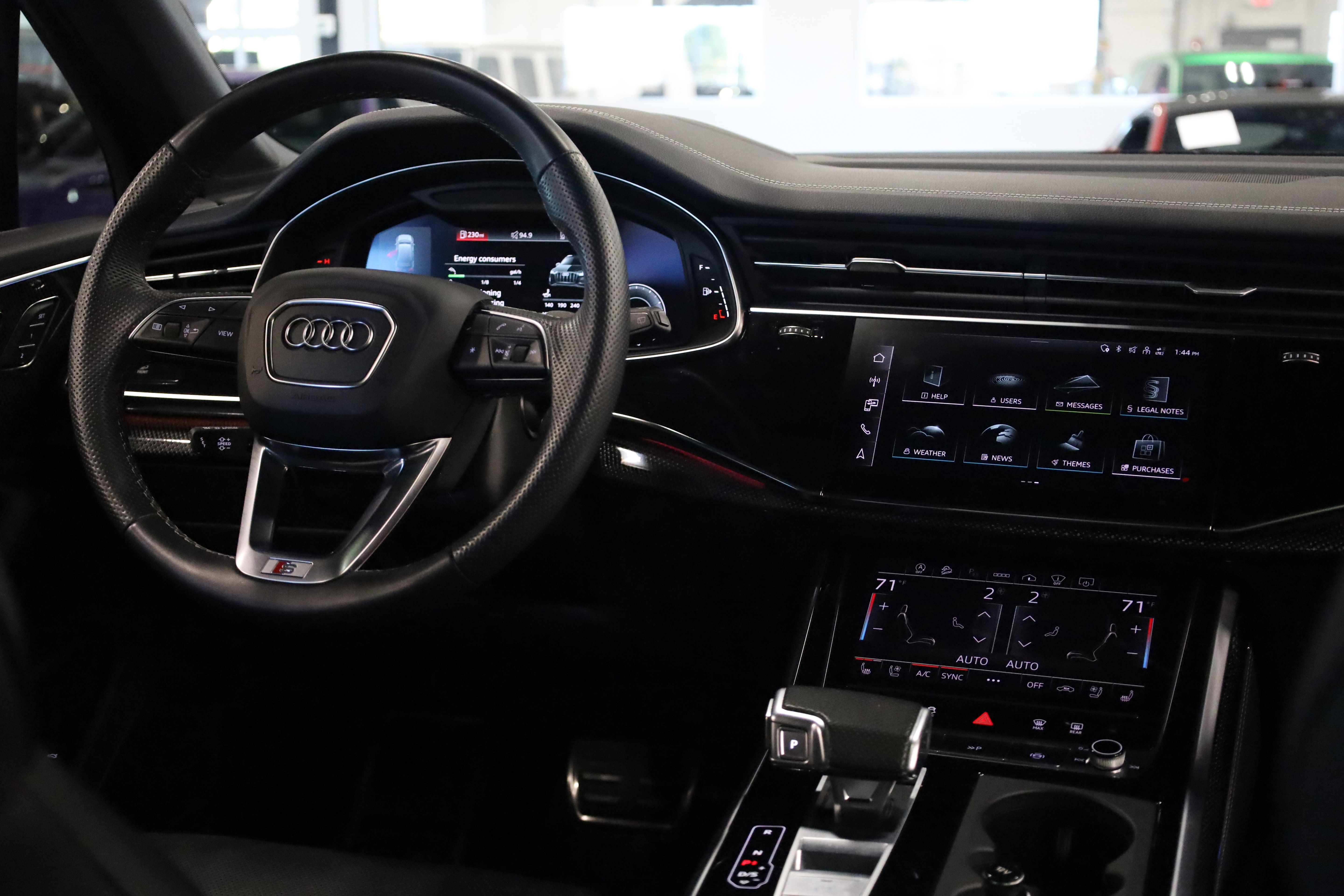 Used 2023 Audi SQ7 Prestige image 32