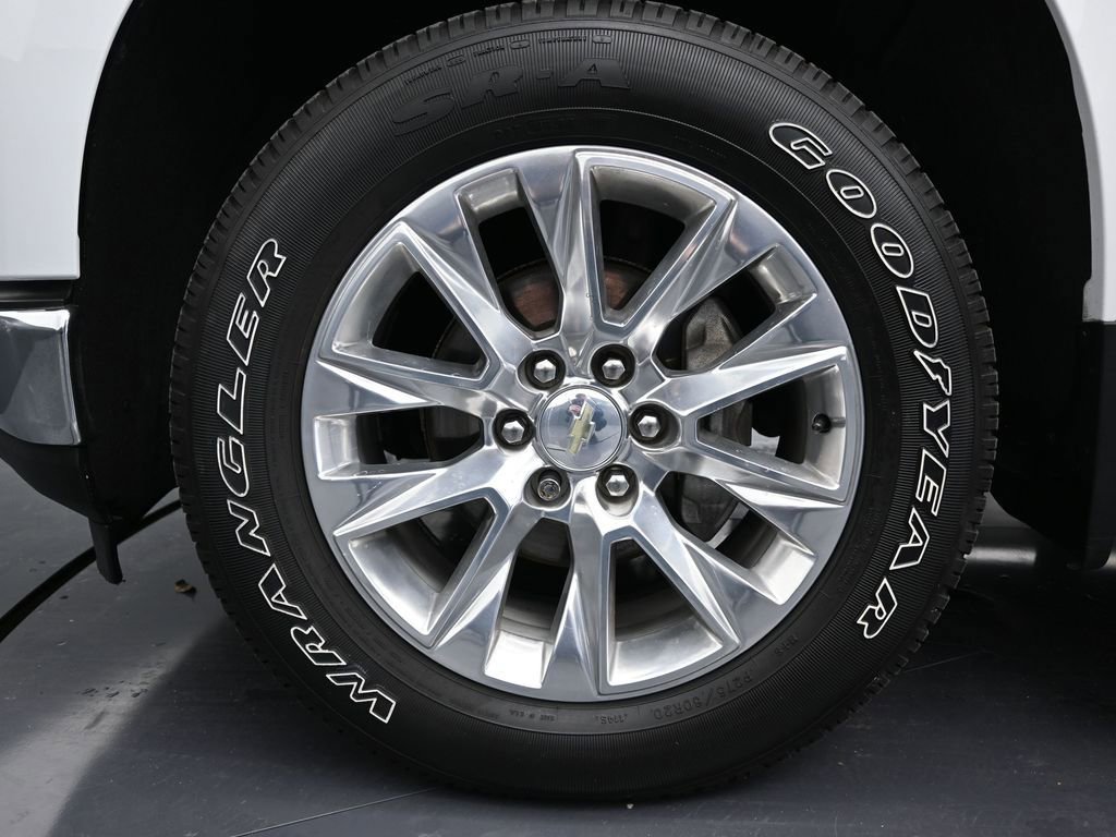 Used 2021 Chevrolet Silverado 1500 LTZ image 9