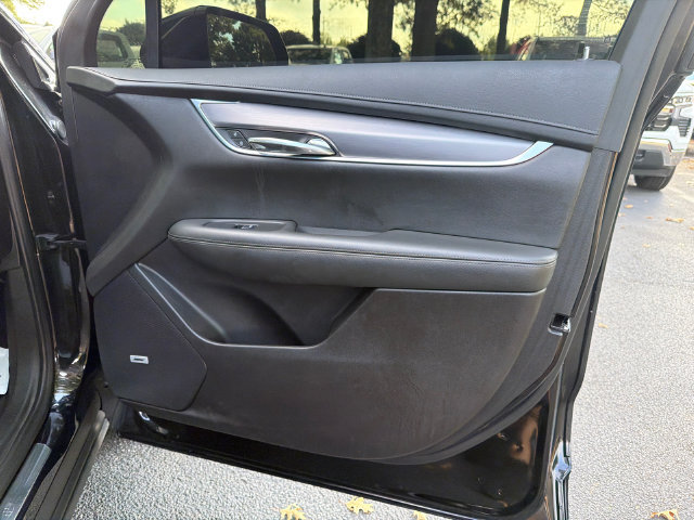 Certified 2024 Cadillac XT6 Luxury w/ LPO, Floor Liner Package AWD/4WD image 14