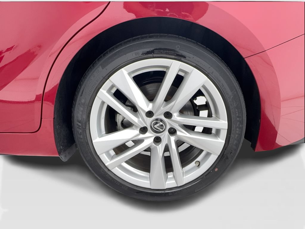 Used 2022 Lexus IS 300 w/ Accessory Package RWD image 11