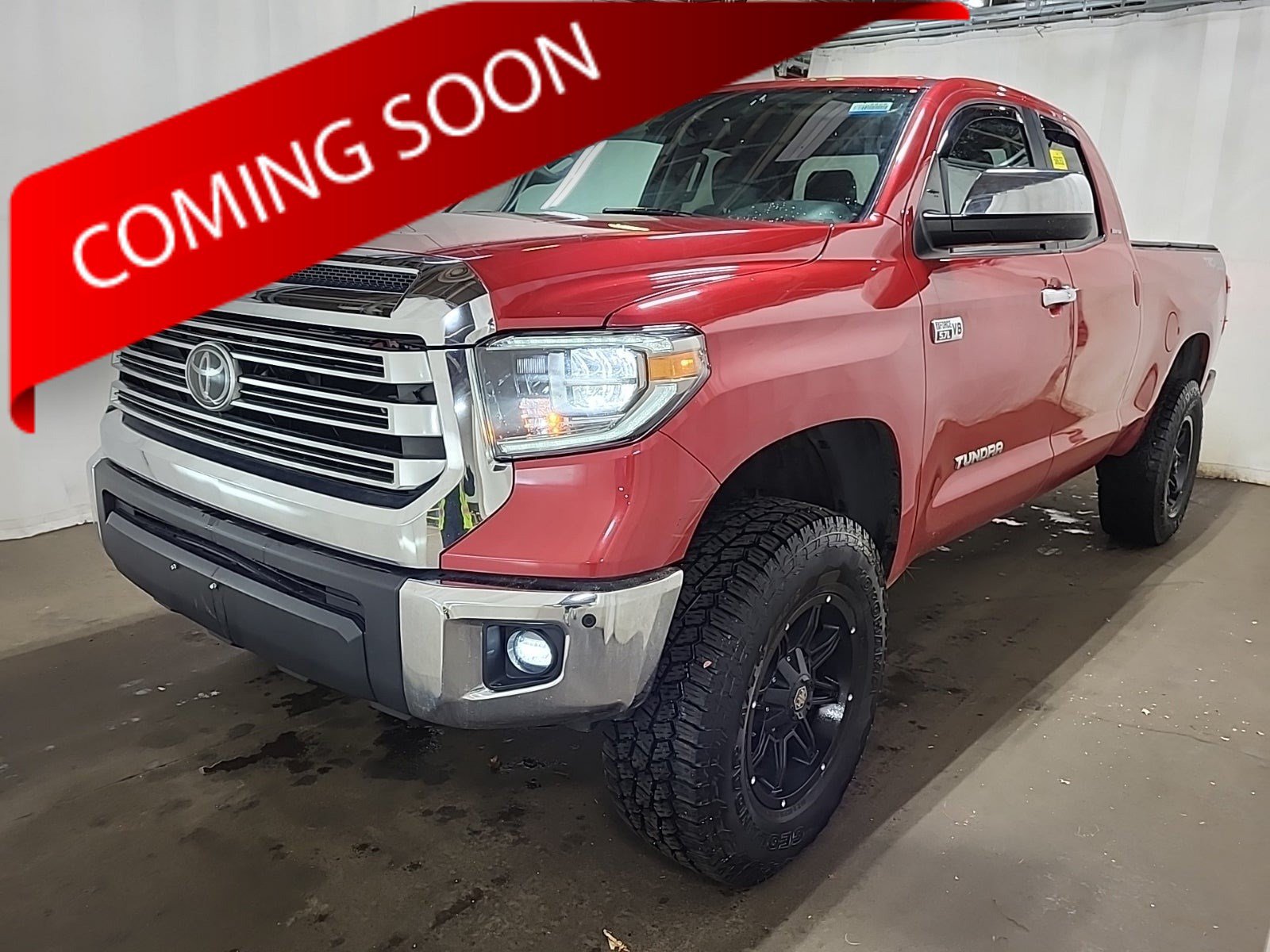 Used 2018 Toyota Tundra Limited w/ Limited Premium Package AWD/4WD image 1