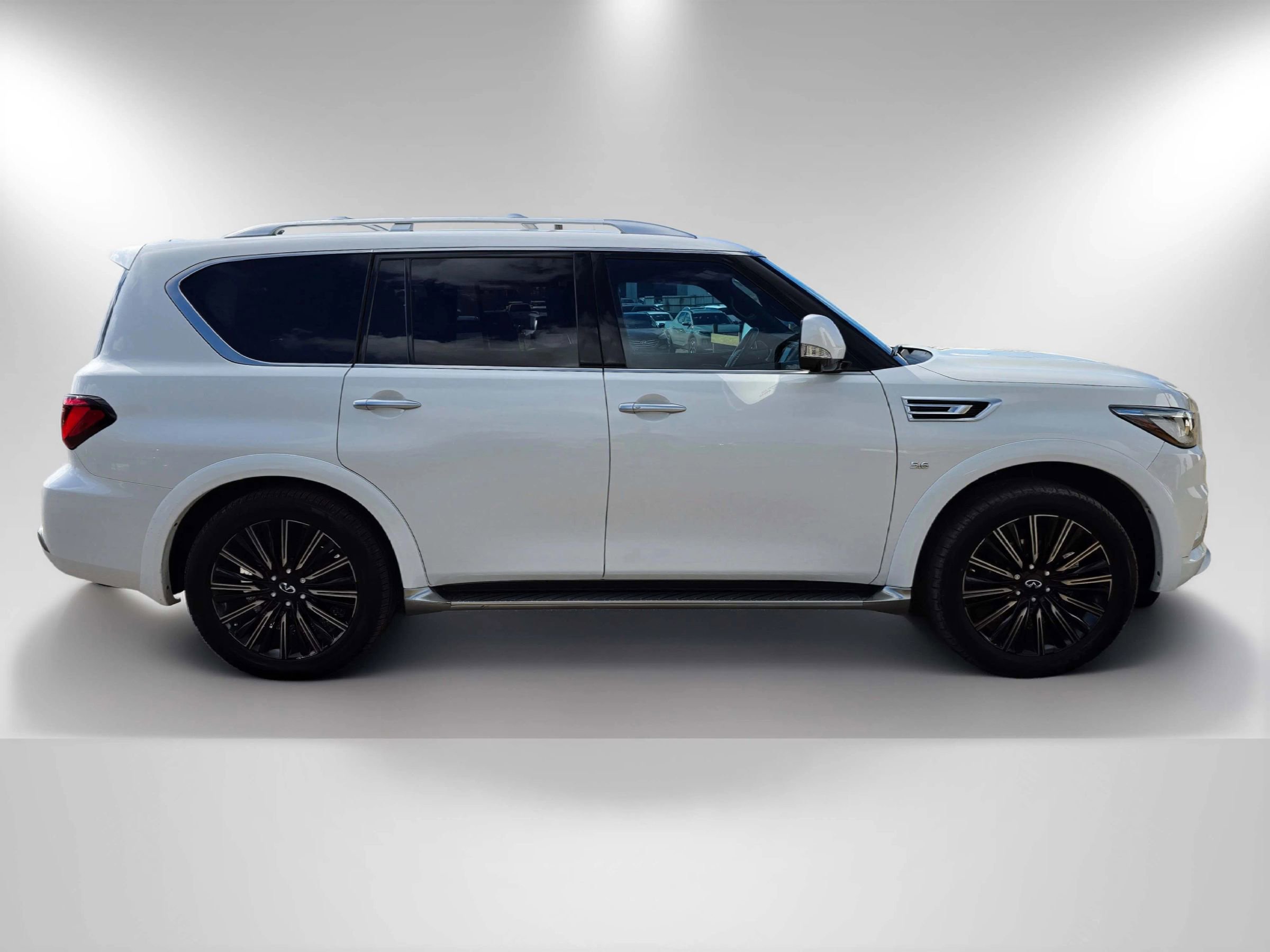 Used 2020 INFINITI QX80 Limited w/ All-Season Package AWD/4WD image 7
