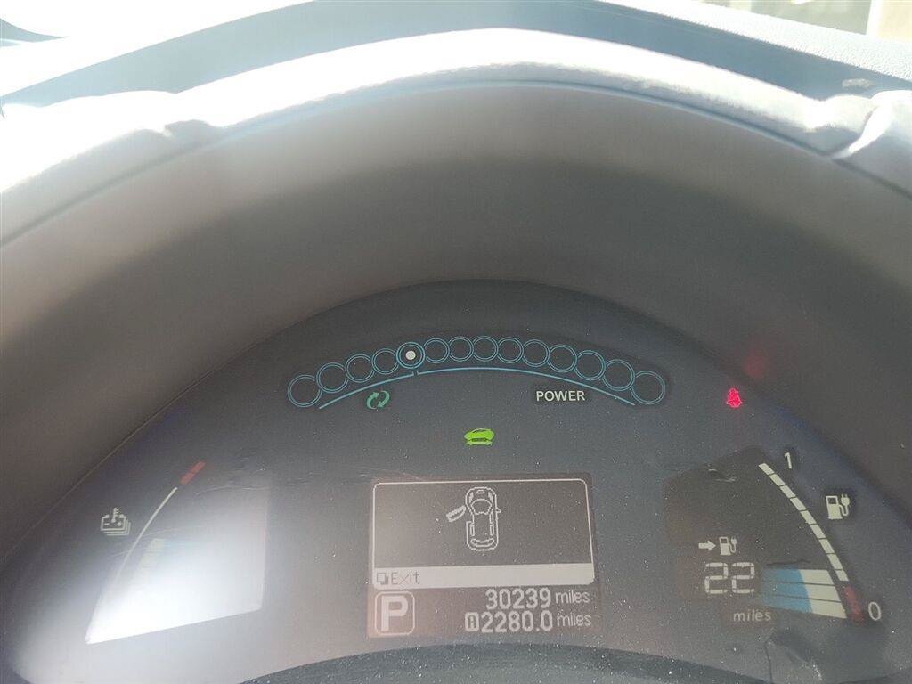 Used 2015 Nissan Leaf S w/ Charge Package FWD image 18