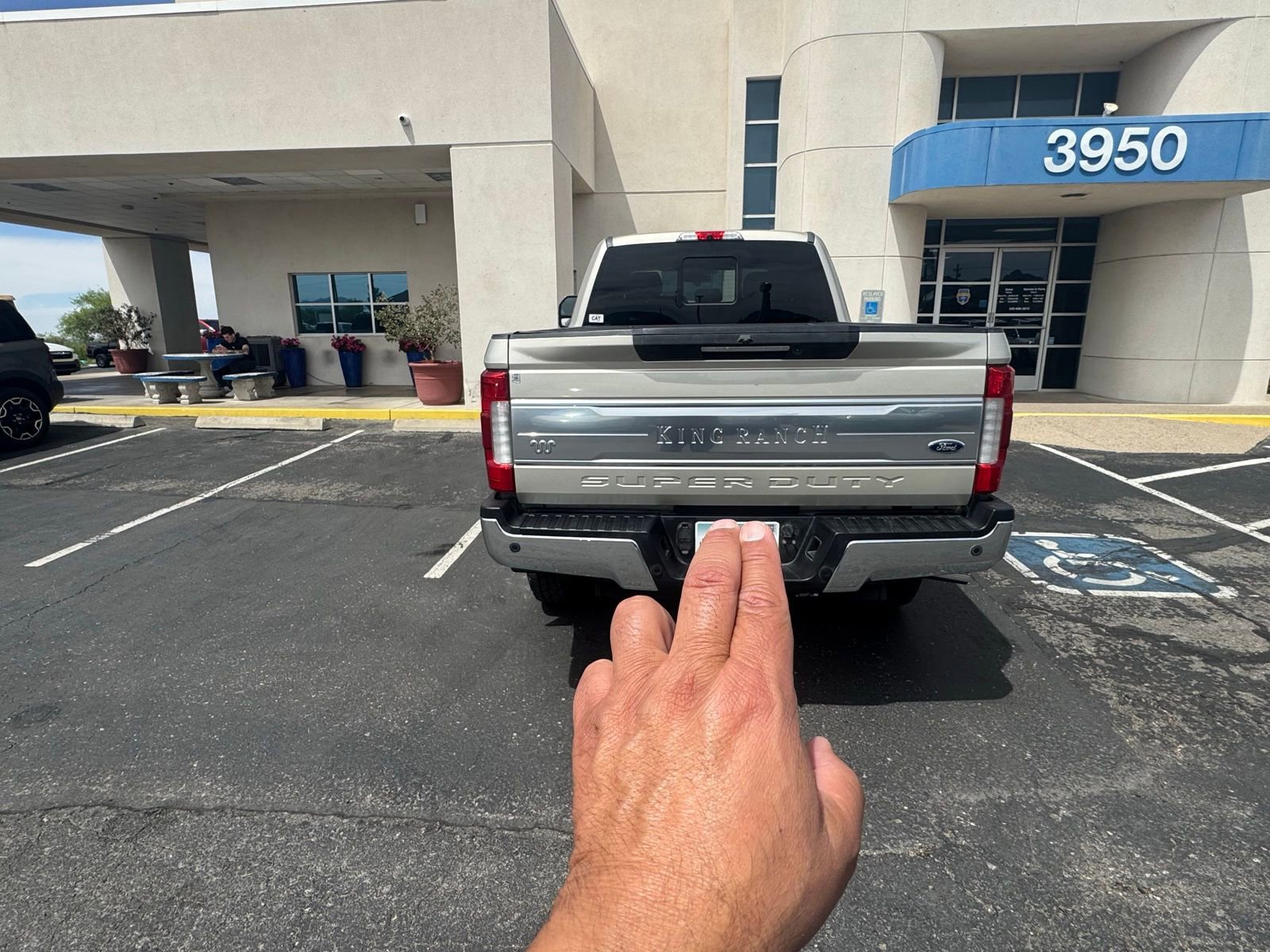 Used 2017 Ford F250 King Ranch w/ King Ranch Ultimate Package image 4