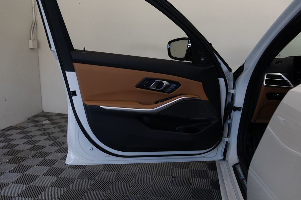 Used 2026 BMW M340i RWD image 14