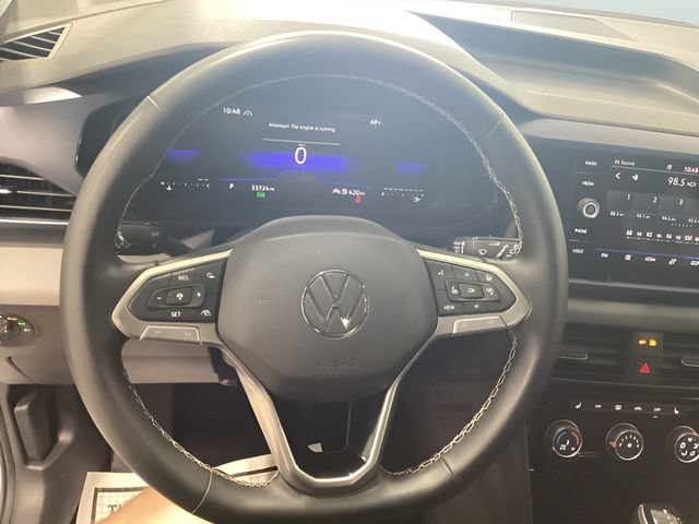 Certified 2023 Volkswagen Taos SE w/ Panoramic Sunroof Package AWD/4WD image 7