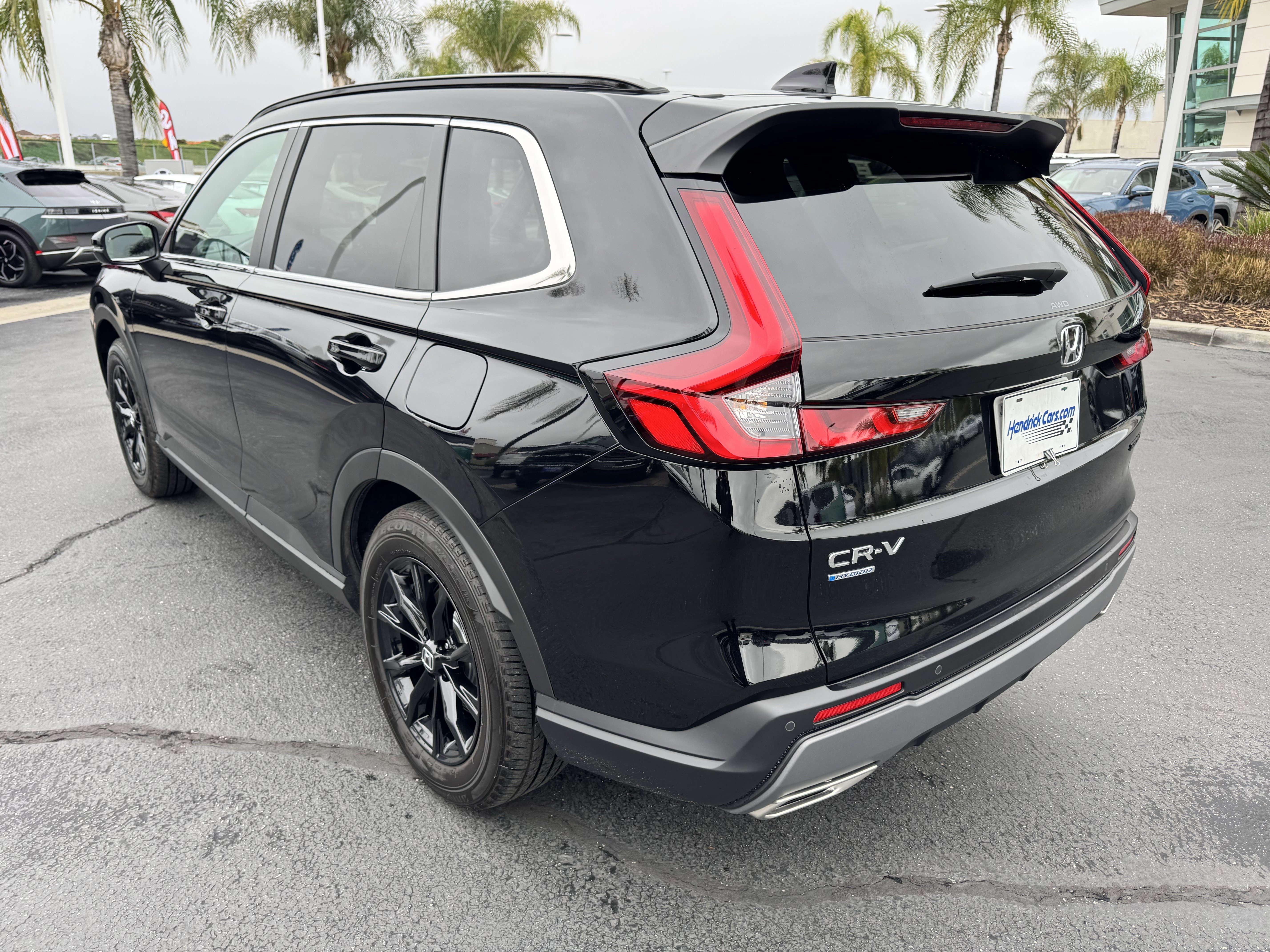 Used 2025 Honda CR-V Sport-L image 8