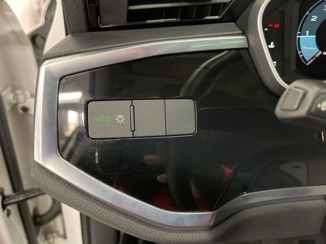 Used 2022 Audi Q3 2.0T Premium w/ Convenience Package image 21