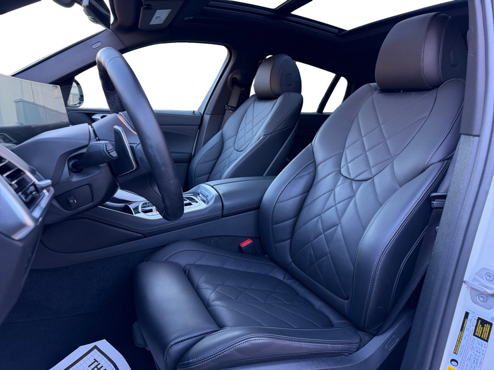 Used 2024 BMW X6 xDrive40i image 10