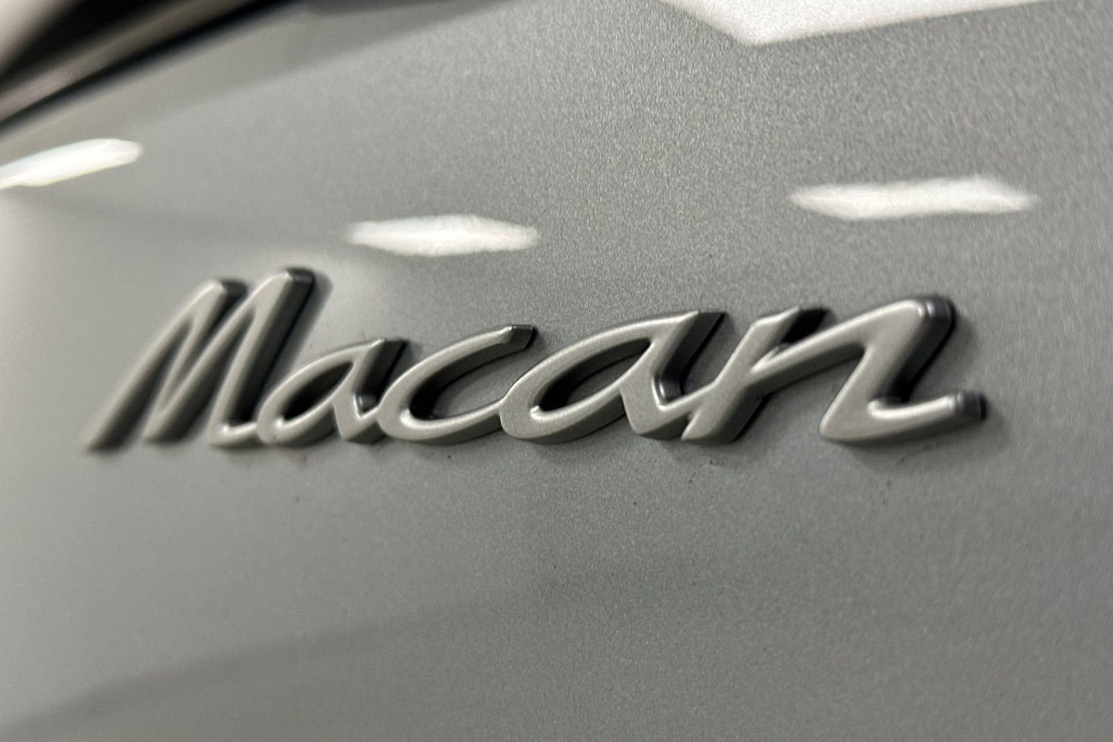 New 2025 Porsche Macan Electric image 27