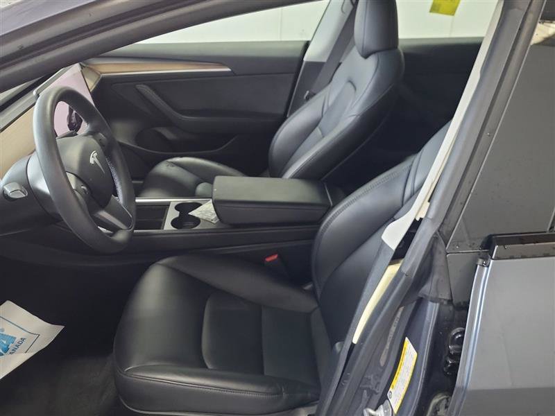 Used 2023 Tesla Model 3 Standard Range RWD image 4