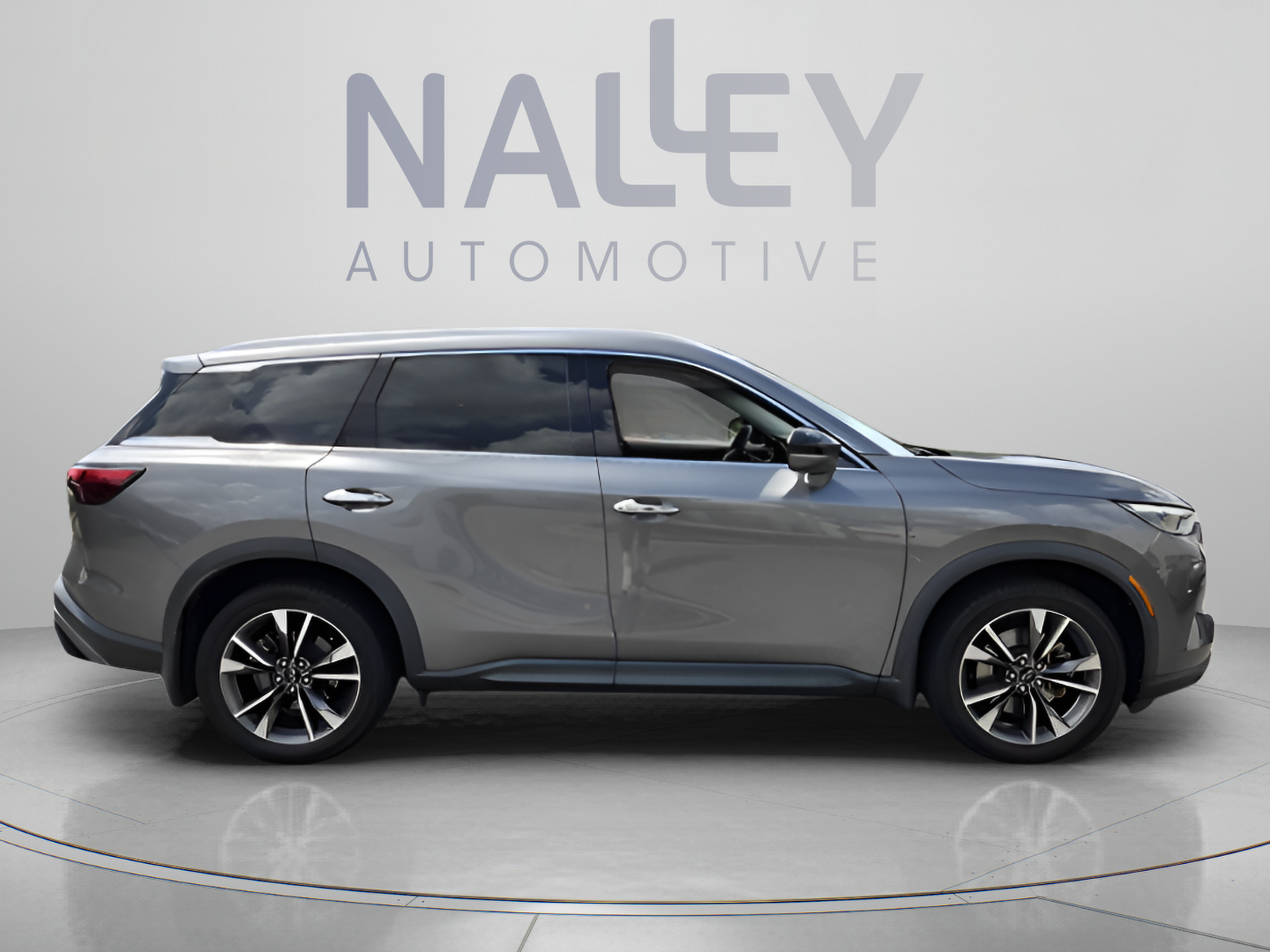 Used 2023 INFINITI QX60 Luxe w/ Performance Audio Package AWD/4WD image 6