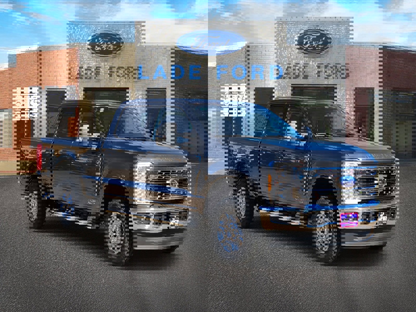 New 2026 Ford F250 XLT w/ FX4 Off-Road Package image 8