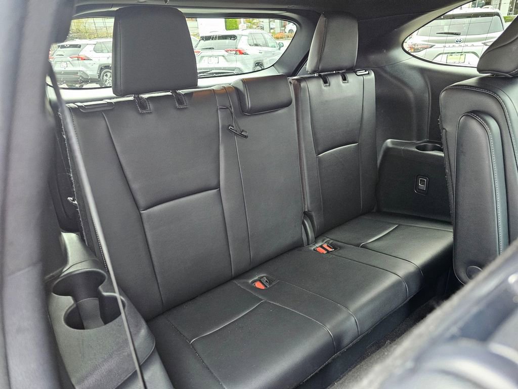 Certified 2025 Toyota Highlander XSE image 13