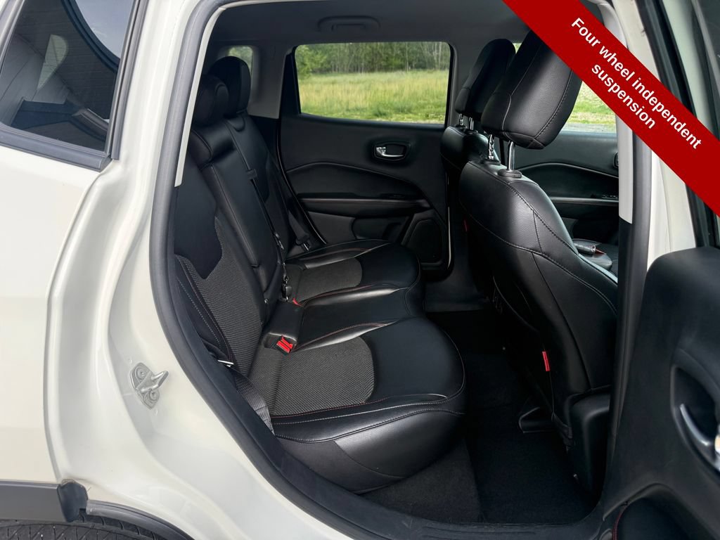 Used 2021 Jeep Compass Trailhawk AWD/4WD image 34