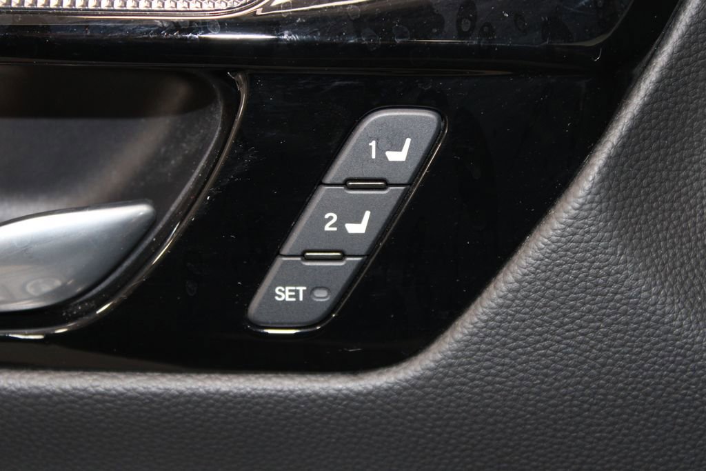 Used 2024 Honda CR-V EX-L image 26